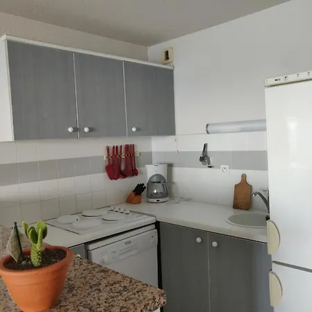 T3 De 65 M² Avec Acces Direct A La Sète